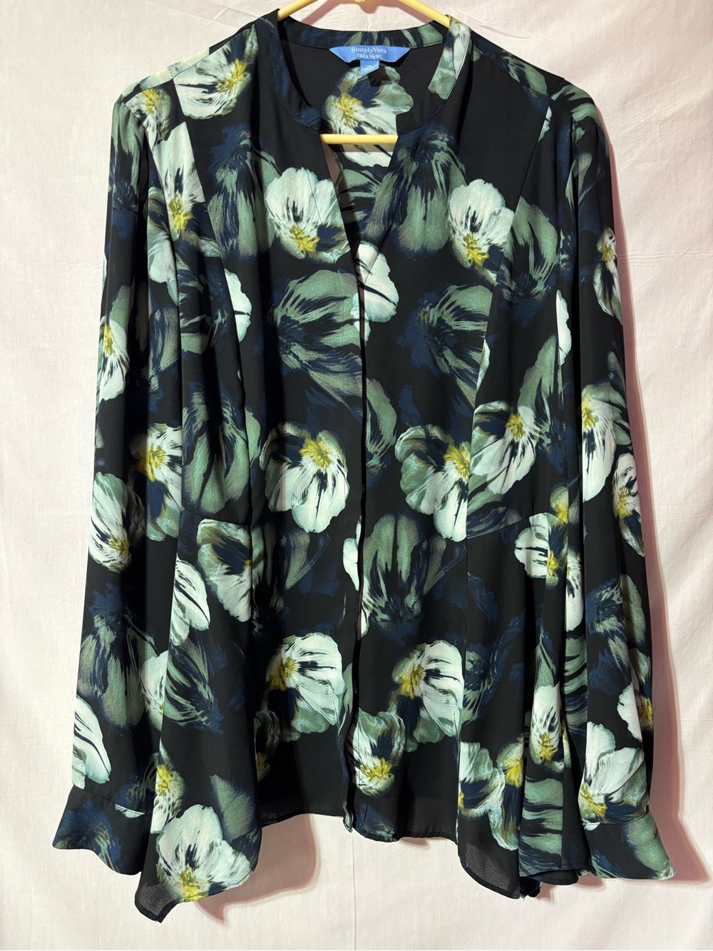 Simply Vera Vera Wang Black Floral V-Neck Long Sleeve Blouse